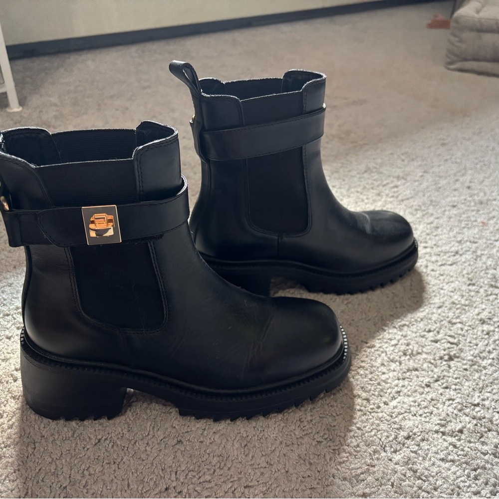Steve Madden Black Leather moto Boots
